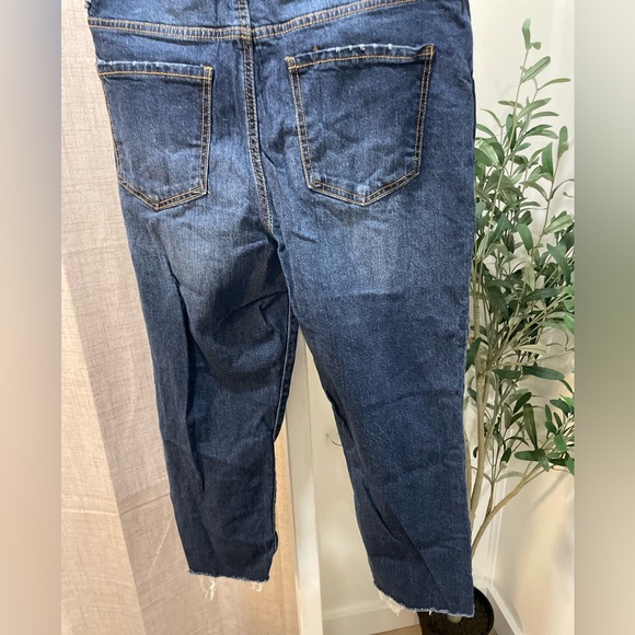 Nice pair of jeans , light distressing - Picture 5 of 7